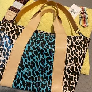 Consuela bag turq leopard print than leather. Lg